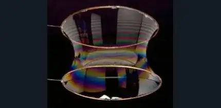 catenoid bubble