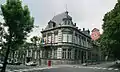 The museum on 12 Square Franklin Roosevelt. Entry of the museum on 2 Rue de la Houssière.