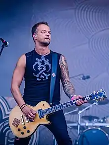Koivusaari performing in 2018
