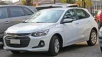 Hatchback (pre-facelift)