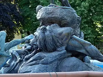 Detail of the base