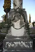 Bas-relief self-portrait, at Mead's grave in Florence, Italy.