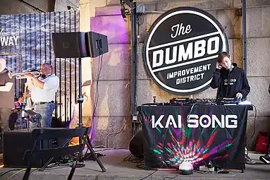 "Live at the Archway" is hosted by DUMBO BID every Thursday evening in the summer