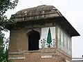 Elevated entrance to the chamber