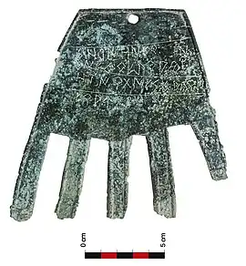 Close-up picture of the Hand of Irulegi in the surroundings of Pamplona