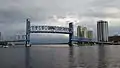 With lift span raised