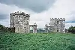 Lulworth Castle, Triangular Lodges