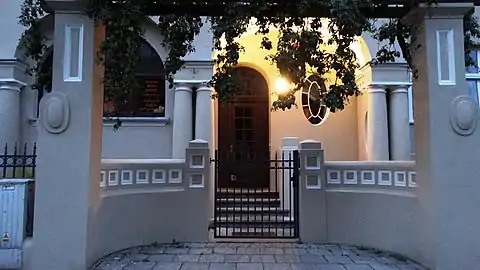 Renovated portal