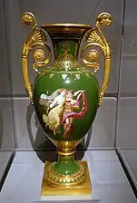 Empire style vase, very different from the blue-and-white ceramics of the 17th century; 1809; hard-paste porcelain and gilded bronze handles; height: 74.9&nbsp;cm, diameter: 35.6&nbsp;cm; Wadsworth Atheneum, Hartford, Connecticut, US