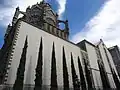 Side view of the palace.