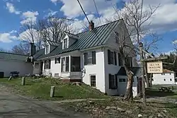 Skunk Hollow Tavern