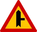 K-28δJunction with a side-road from the right